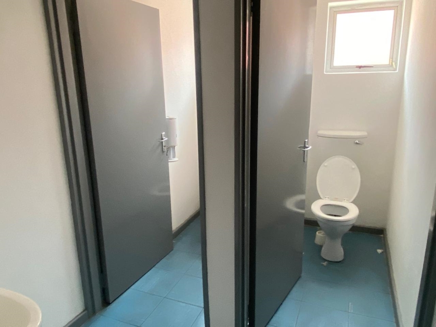 Commercial Property for Sale in Airport Industria Western Cape